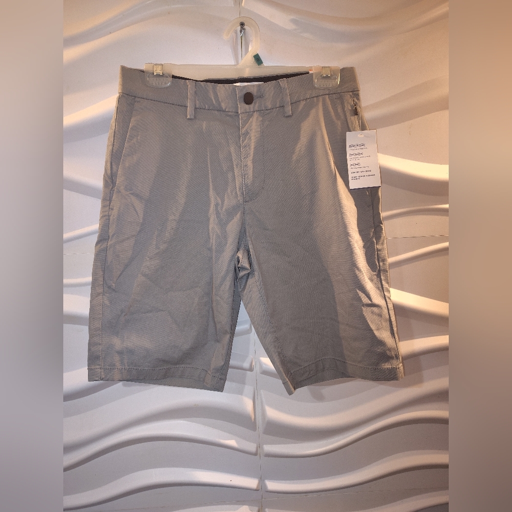 New Old Navy Light Gray Men Shorts Size 28